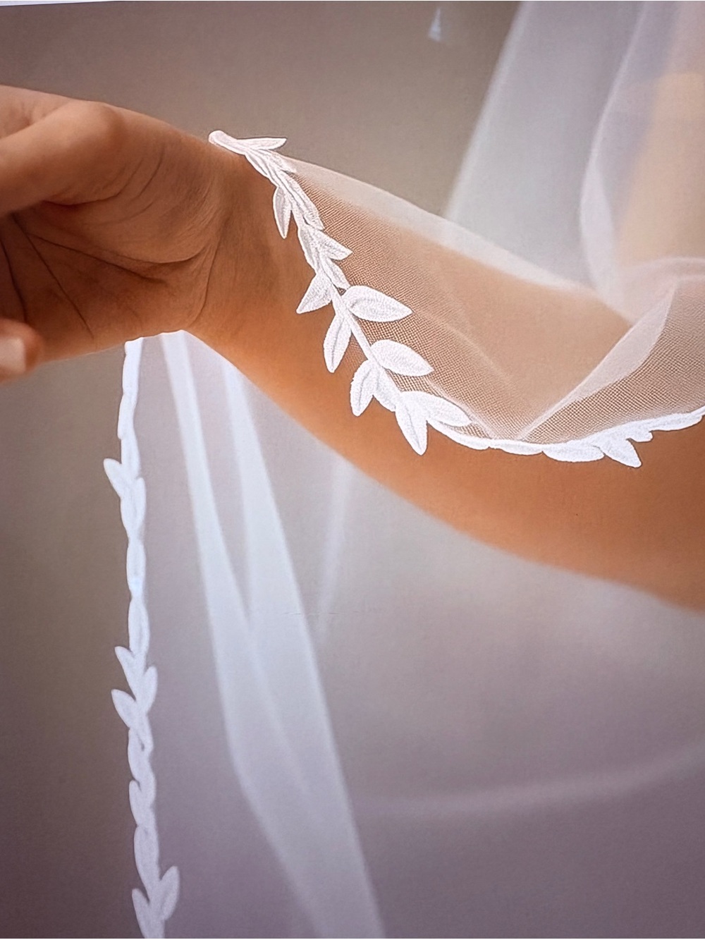 New‎ Bright White Long Ivy Leaf Trim Bridal Veil Wedding Lace Floral Cathedral